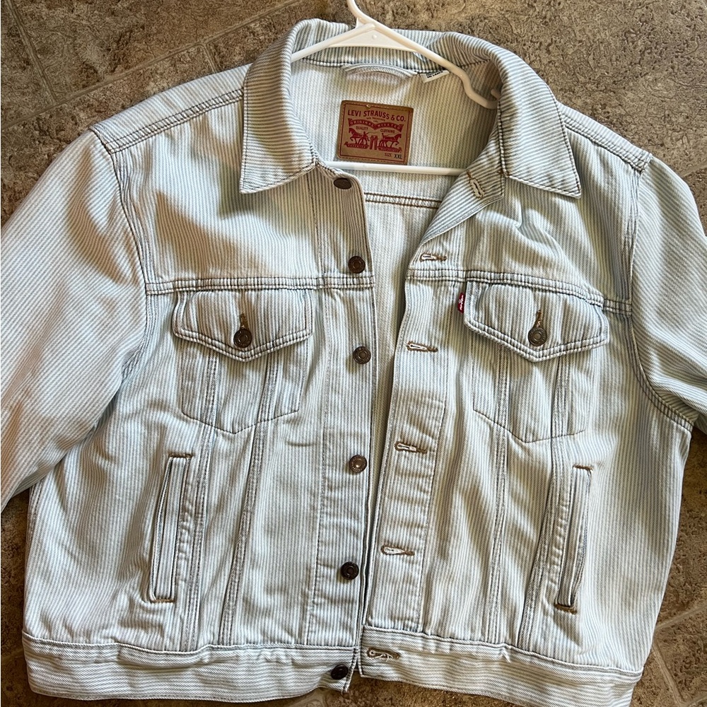Levi’s Women Trucker Striped Jean Jacket